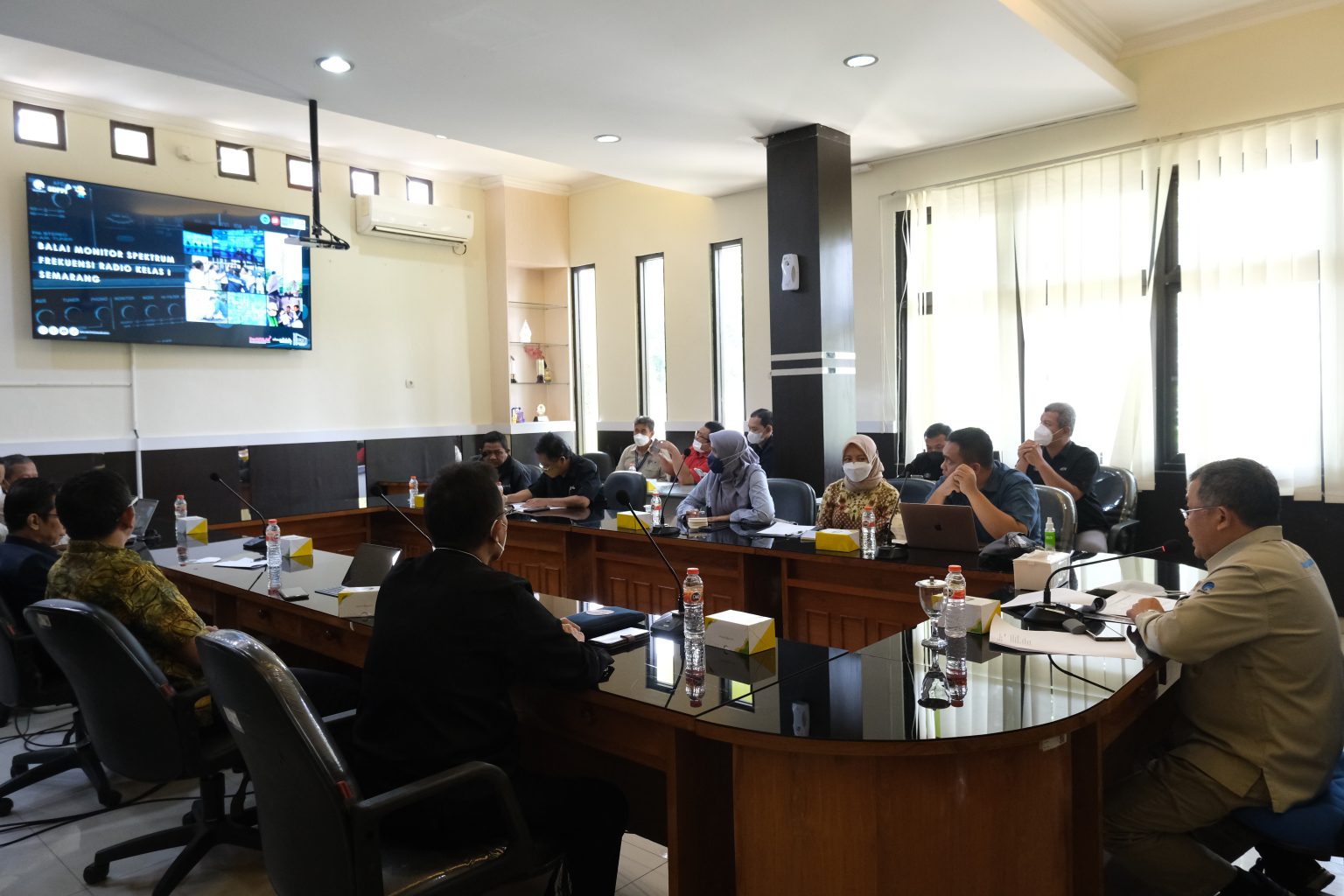 Terima Kunjungan Sekretariat Kabinet, Balmon SFR Kelas I Semarang Sampaikan Progres Migrasi TV Digital